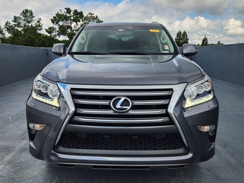 Used 2017 Lexus GX 460 Premium w/ Premium Package AWD/4WD image 8