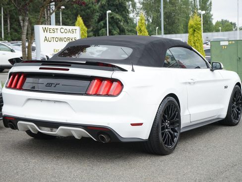 Used 2015 Ford Mustang GT Premium w/ Equipment Group 401A RWD image 5
