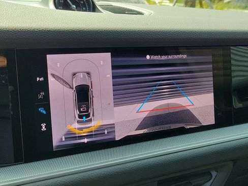 New 2026 Porsche Cayenne Coupe AWD/4WD image 31