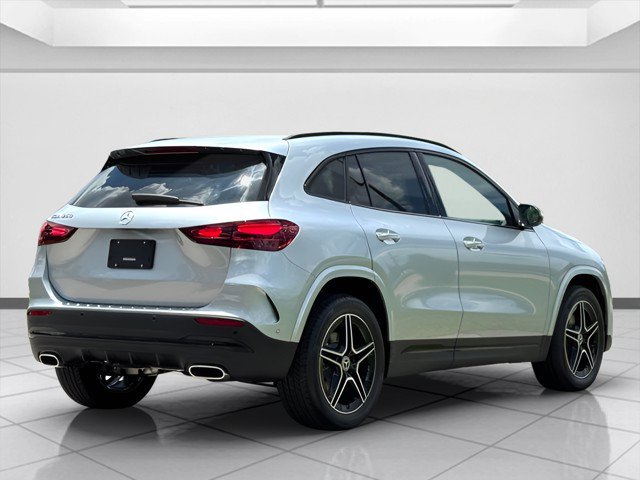 Certified 2025 Mercedes-Benz GLA 250 image 3