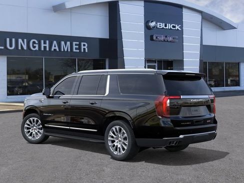 New 2026 GMC Yukon XL Denali w/ Advanced Technology Package AWD/4WD image 3