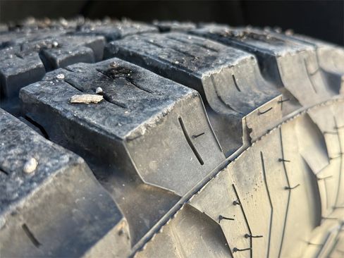 Used 2023 GMC Sierra 3500 Denali w/ Denali Black Diamond Edition image 21