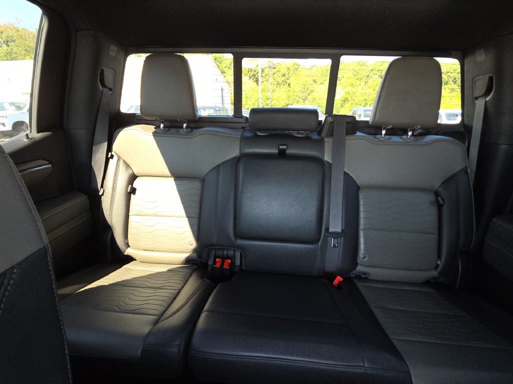 Used 2024 Chevrolet Silverado 1500 ZR2 w/ ZR2 Bison Edition AWD/4WD image 27