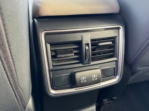 Used 2019 Subaru Forester Premium image 21