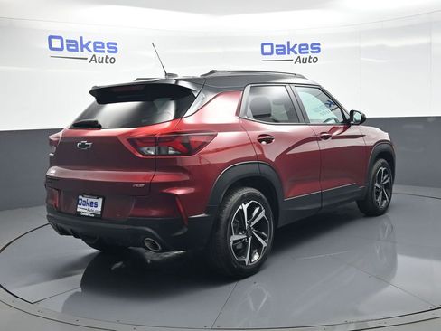 Used 2023 Chevrolet TrailBlazer RS w/ Sun and Liftgate Package image 8