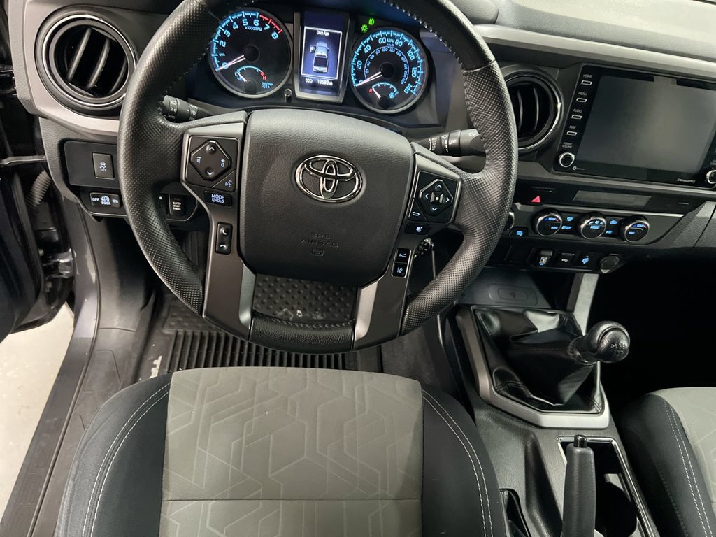 Used 2021 Toyota Tacoma TRD Off-Road AWD/4WD image 18