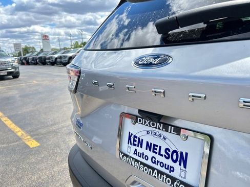 Used 2020 Ford Escape Titanium AWD/4WD image 9