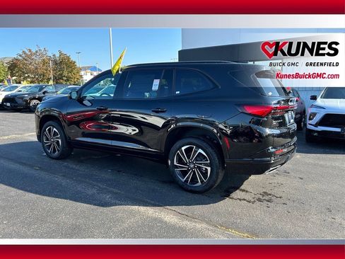 New 2026 Buick Enclave Sport Touring w/ LPO, Floor Liner Package image 7