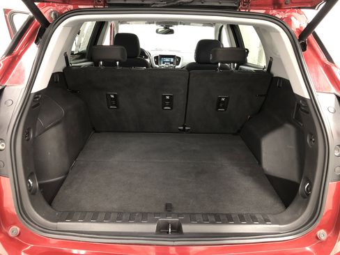 Used 2019 GMC Terrain SLE w/ Driver Convenience Package image 8