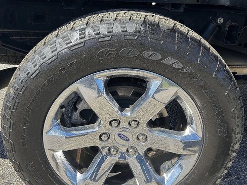 Used 2022 Ford F150 XLT w/ Equipment Group 302A High AWD/4WD image 8