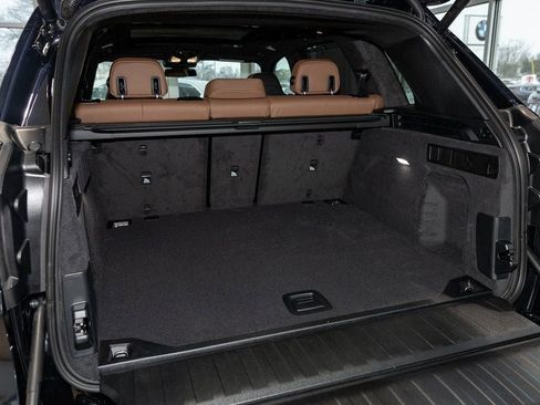 New 2026 BMW X5 M Competition w/ Executive Package AWD/4WD image 11