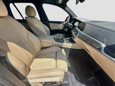 Used 2022 BMW X5 sDrive40i RWD image 32
