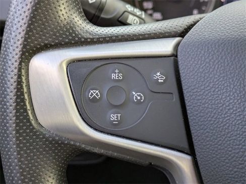 Used 2023 GMC Terrain SLE w/ Driver Convenience Package image 29