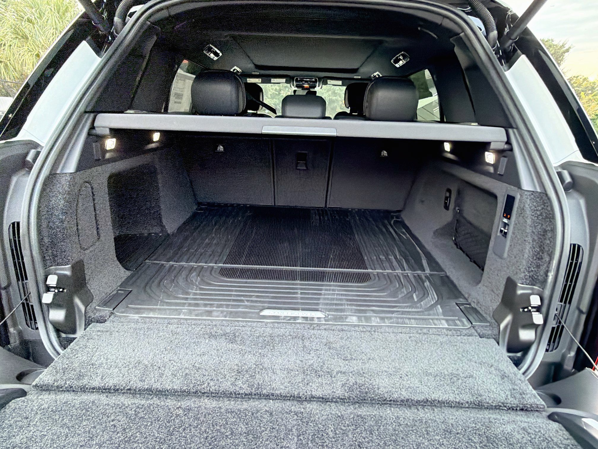New 2027 Land Rover Range Rover SE AWD/4WD image 12