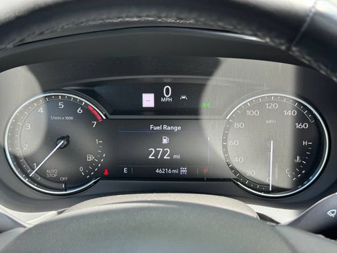Used 2020 Cadillac XT4 Premium Luxury AWD/4WD image 2