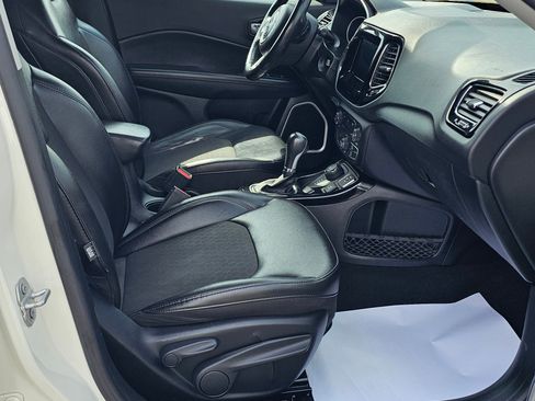 Used 2020 Jeep Compass Latitude image 6