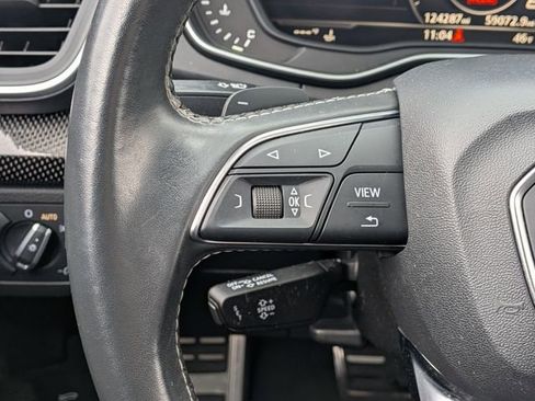 Used 2019 Audi SQ5 Premium Plus w/ Premium Plus Package image 34