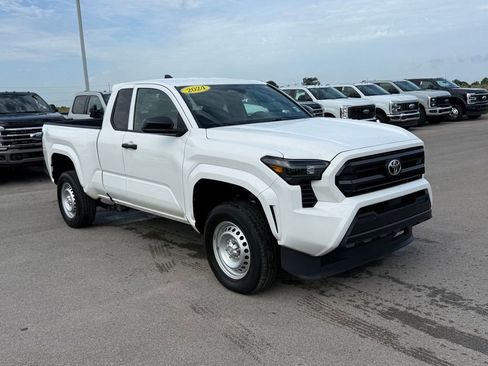 Used 2024 Toyota Tacoma SR RWD image 2