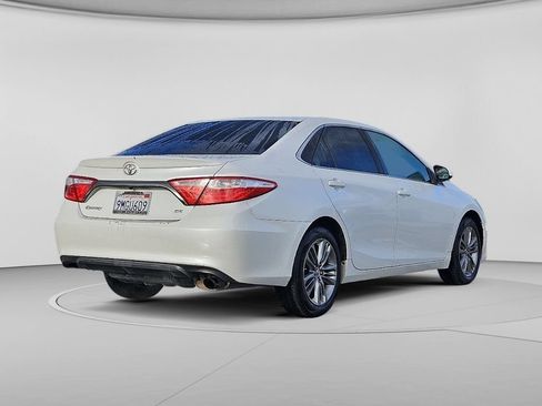 Used 2016 Toyota Camry SE FWD image 18