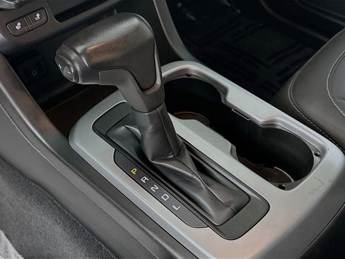 Used 2019 Chevrolet Colorado LT w/ Colorado RST Special Edition AWD/4WD image 16