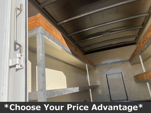 Used 2016 GMC Savana 3500 image 17