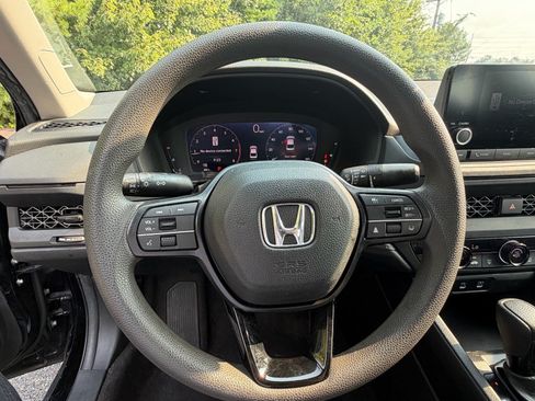 Used 2024 Honda Accord LX image 27