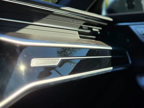 Used 2022 Audi A6 Premium Plus image 40