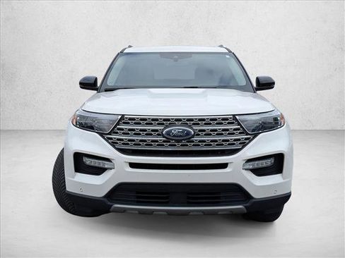 Used 2020 Ford Explorer Limited AWD/4WD image 2
