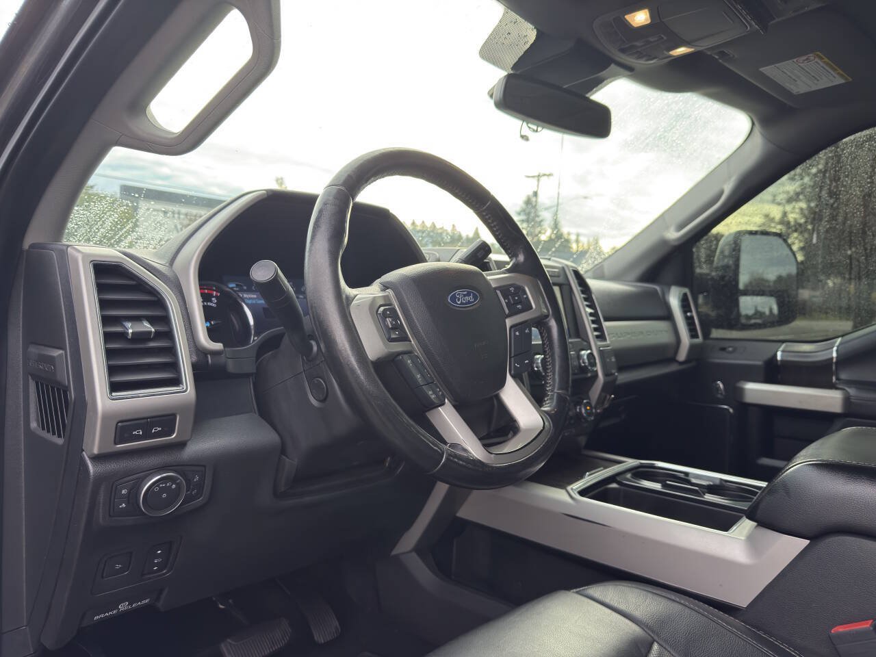 Used 2020 Ford F350 Lariat w/ Lariat Ultimate Package AWD/4WD image 6