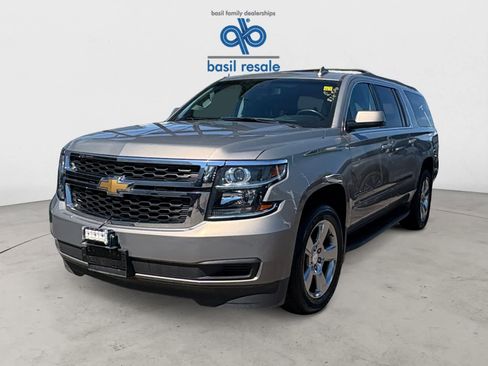 Used 2018 Chevrolet Suburban LS w/ All-Season Package AWD/4WD image 2