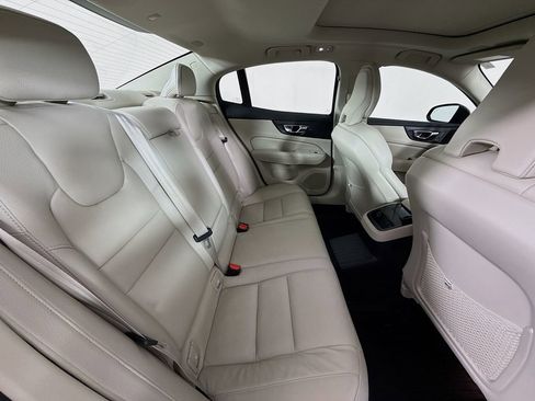 Used 2024 Volvo S60 T8 Ultimate w/ Climate Package image 23