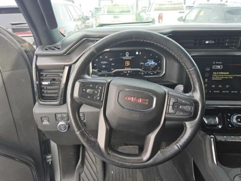Used 2023 GMC Sierra 1500 AT4 w/ AT4 Premium Package AWD/4WD image 5