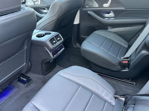 New 2026 Mercedes-Benz GLS 450 4MATIC image 21