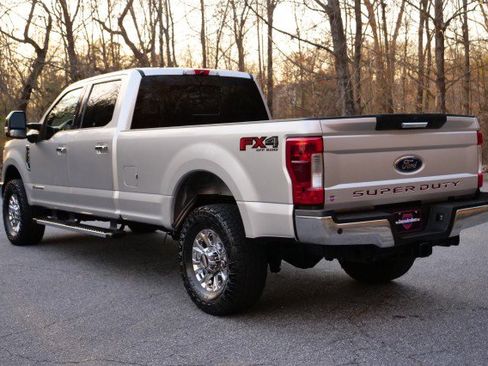 Used 2019 Ford F350 XLT w/ XLT Premium Package image 20