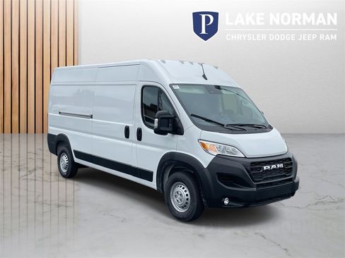 New 2025 RAM ProMaster 2500 w/ Convenience Group image 2