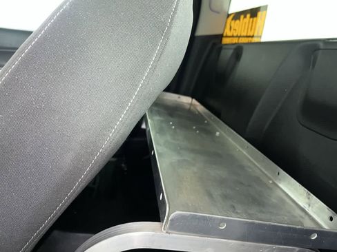 Used 2022 Chevrolet Colorado LT w/ Fleet Safety Package image 23