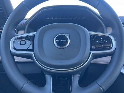 New 2026 Volvo XC90 B6 Plus w/ Protection Package Premier image 11