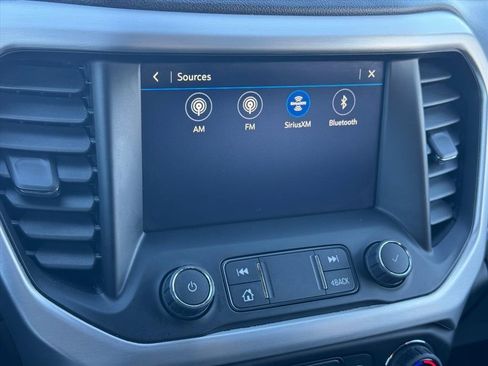 Used 2023 GMC Acadia SLE w/ Driver Convenience Package image 24