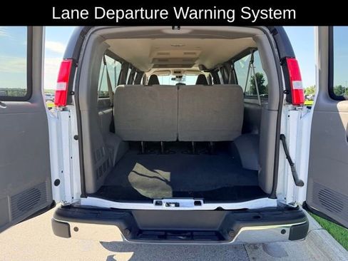 Used 2025 Chevrolet Express 3500 LT w/ LT Preferred Equipment Group RWD image 9