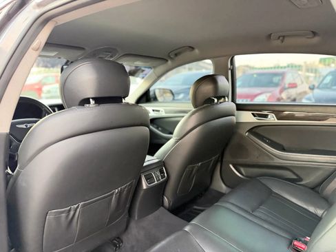 Used 2016 Hyundai Genesis 3.8 image 20