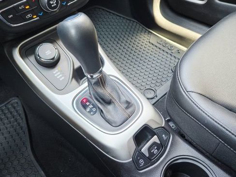 Used 2021 Jeep Compass Latitude w/ Convenience Group image 12