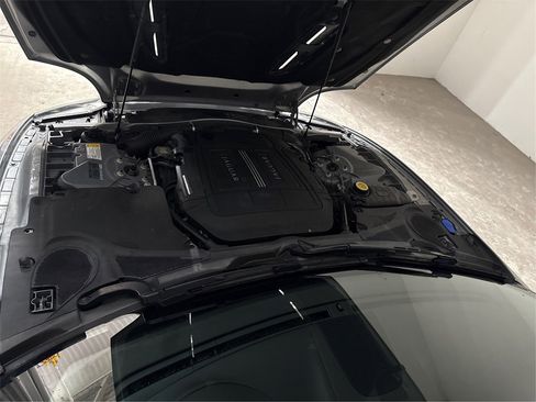 Used 2010 Jaguar XKR R image 26