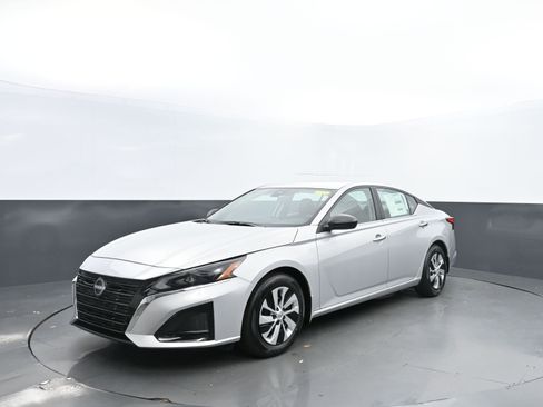 New 2025 Nissan Altima 2.5 S image 1