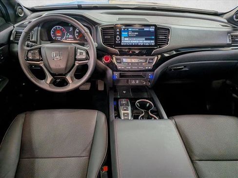 Used 2025 Honda Ridgeline Black Edition image 22