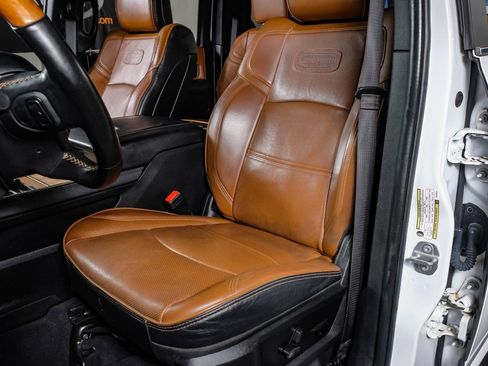 Used 2022 RAM 3500 Limited AWD/4WD image 30