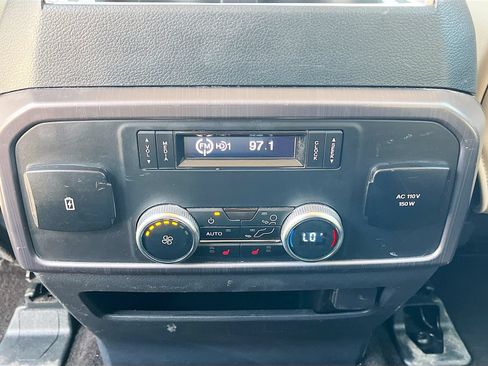 Used 2022 Ford Expedition Platinum AWD/4WD image 26