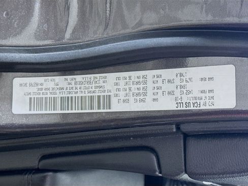 Used 2018 Jeep Grand Cherokee Limited AWD/4WD image 30