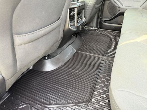 Used 2019 RAM 1500 Big Horn AWD/4WD image 47