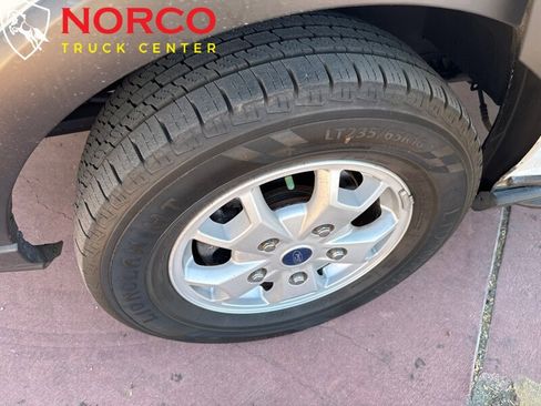 Used 2017 Ford Transit 350 XLT image 17