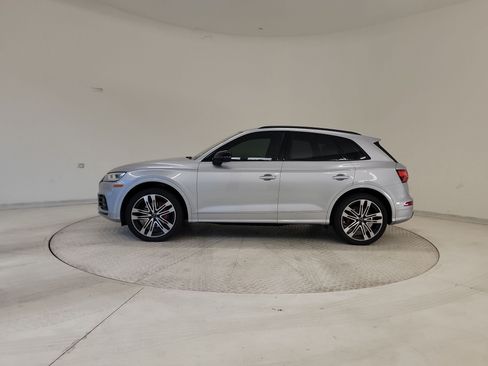 Used 2020 Audi SQ5 Premium Plus w/ Premium Plus Package AWD/4WD image 2